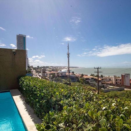 Apartamento moderno com vista para o morro do careca por Carpediem Natal Exterior foto