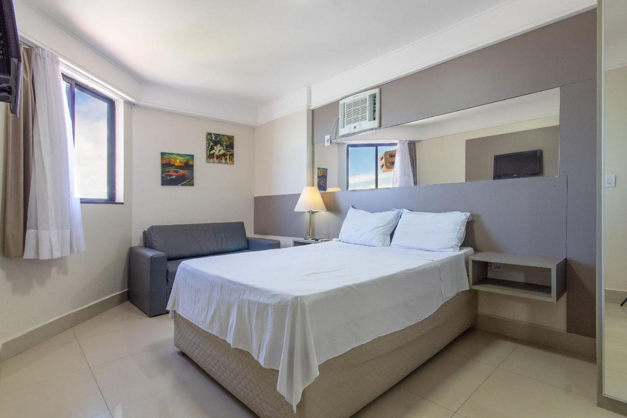 Apartamento moderno com vista para o morro do careca por Carpediem Natal Exterior foto